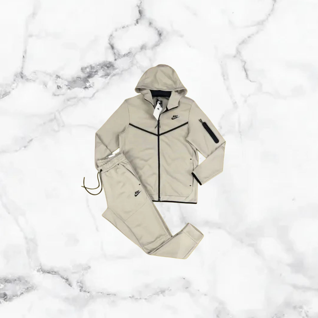 Nike | Ensemble Tech - Beige