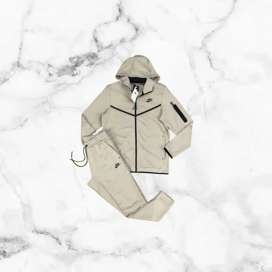 Nike | Ensemble Tech - Beige